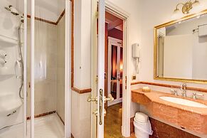 Hotel La Lumiere di Piazza di Spagna