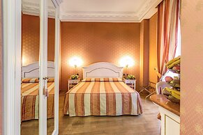 Hotel La Lumiere di Piazza di Spagna