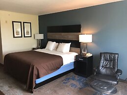 AmericInn by Wyndham Maquoketa