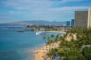 Waikiki Shore by OUTRIGGER