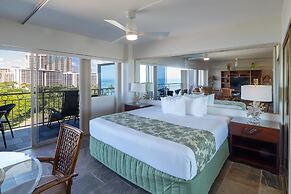 Waikiki Shore by OUTRIGGER