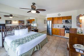 Waikiki Shore by OUTRIGGER