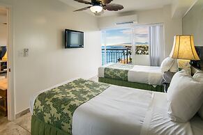 Waikiki Shore by OUTRIGGER