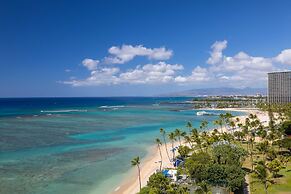 Waikiki Shore by OUTRIGGER