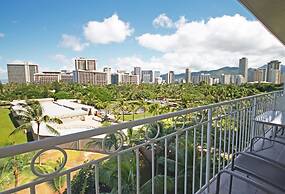 Waikiki Shore by OUTRIGGER