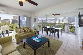 Waikiki Shore by OUTRIGGER