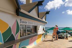 Waikiki Shore by OUTRIGGER