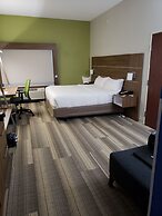 Holiday Inn Express & Suites Raleigh NE - Medical Ctr Area by IHG