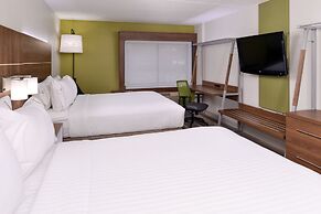 Holiday Inn Express & Suites Raleigh NE - Medical Ctr Area by IHG
