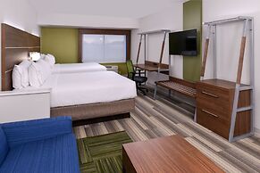 Holiday Inn Express & Suites Raleigh NE - Medical Ctr Area by IHG