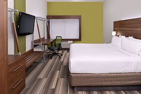 Holiday Inn Express & Suites Raleigh NE - Medical Ctr Area by IHG