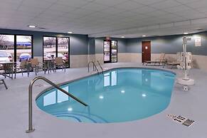 Holiday Inn Express & Suites Raleigh NE - Medical Ctr Area by IHG