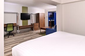 Holiday Inn Express & Suites Raleigh NE - Medical Ctr Area by IHG