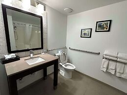 Comfort Inn & Suites Cartersville - Emerson Lake Point