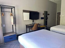 Comfort Inn & Suites Cartersville - Emerson Lake Point