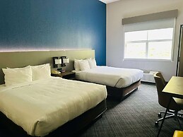 Comfort Inn & Suites Cartersville - Emerson Lake Point