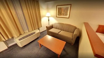 Days Inn & Suites by Wyndham Niagara Falls Centre St. By the Falls