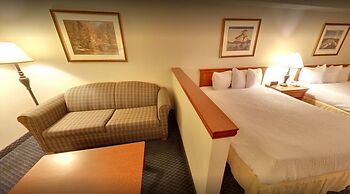 Days Inn & Suites by Wyndham Niagara Falls Centre St. By the Falls