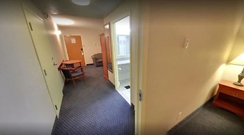 Days Inn & Suites by Wyndham Niagara Falls Centre St. By the Falls