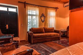 Ilion Hotel Suites
