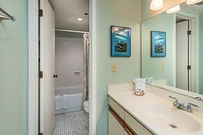 Hodnett Cooper's Beach Club