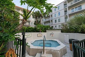 Hodnett Cooper's Beach Club