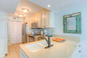 Hodnett Cooper's Beach Club