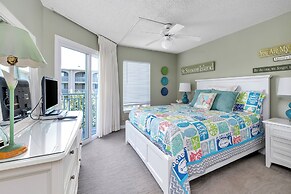 Hodnett Cooper's Beach Club