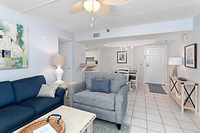 Hodnett Cooper's Beach Club