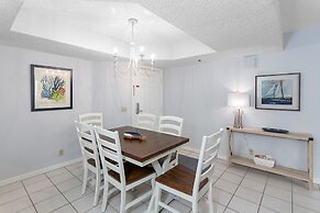 Hodnett Cooper's Beach Club