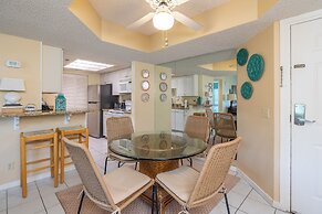 Hodnett Cooper's Beach Club