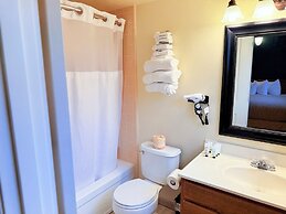 Timbers INN and Suites