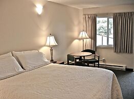 Timbers INN and Suites