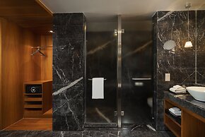 InterContinental Marine Drive Mumbai by IHG