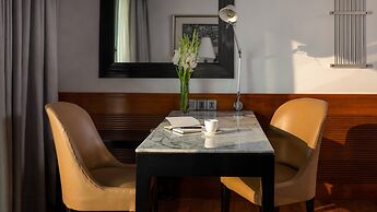 InterContinental Marine Drive Mumbai by IHG