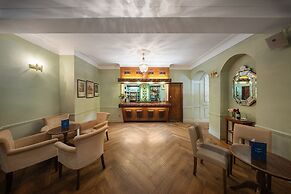 The Clarendon Hotel - Blackheath