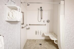 Hampton Inn & Suites Newark Airport Elizabeth