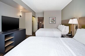 Hampton Inn & Suites Newark Airport Elizabeth