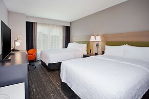 Hampton Inn & Suites Newark Airport Elizabeth