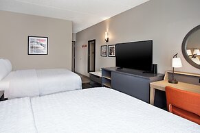 Hampton Inn & Suites Newark Airport Elizabeth
