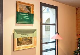 B&B HOME Rueil-Malmaison Gare