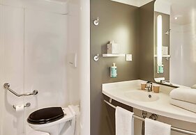 B&B HOTEL Rueil-Malmaison Gare