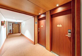 B&B HOME Rueil-Malmaison Gare