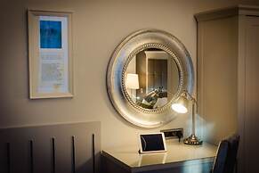 Isaacs Hotel Cork City