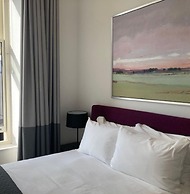 Isaacs Hotel Cork City