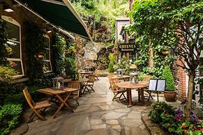 Isaacs Hotel Cork City