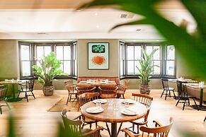 Fess Parker Wine Country Inn