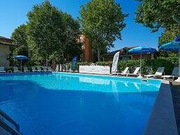 Hotel Dasamo - Dada Hotels