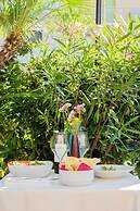 Aura Living Hotel