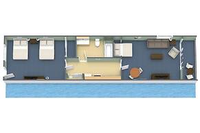 Compass Cove Resort